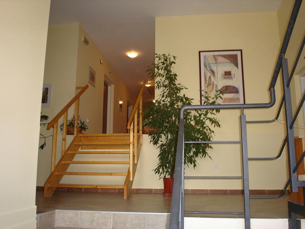 Polus Pension Sopron Dış mekan fotoğraf