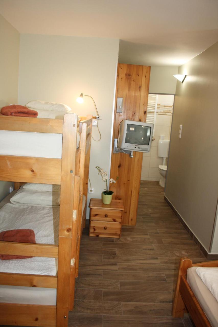 Polus Pension Sopron Dış mekan fotoğraf