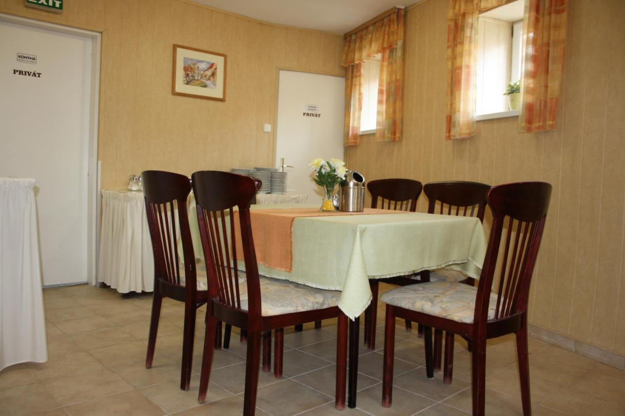 Polus Pension Sopron Dış mekan fotoğraf